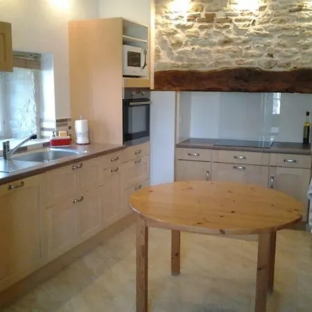 House Manoir Du Clausel بيت للعطل Cuzance