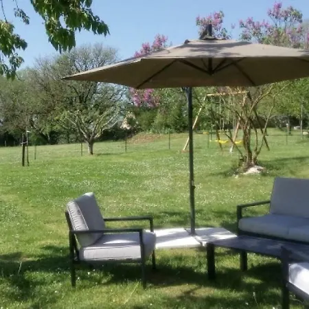 بيت للعطل House Manoir Du Clausel Cuzance